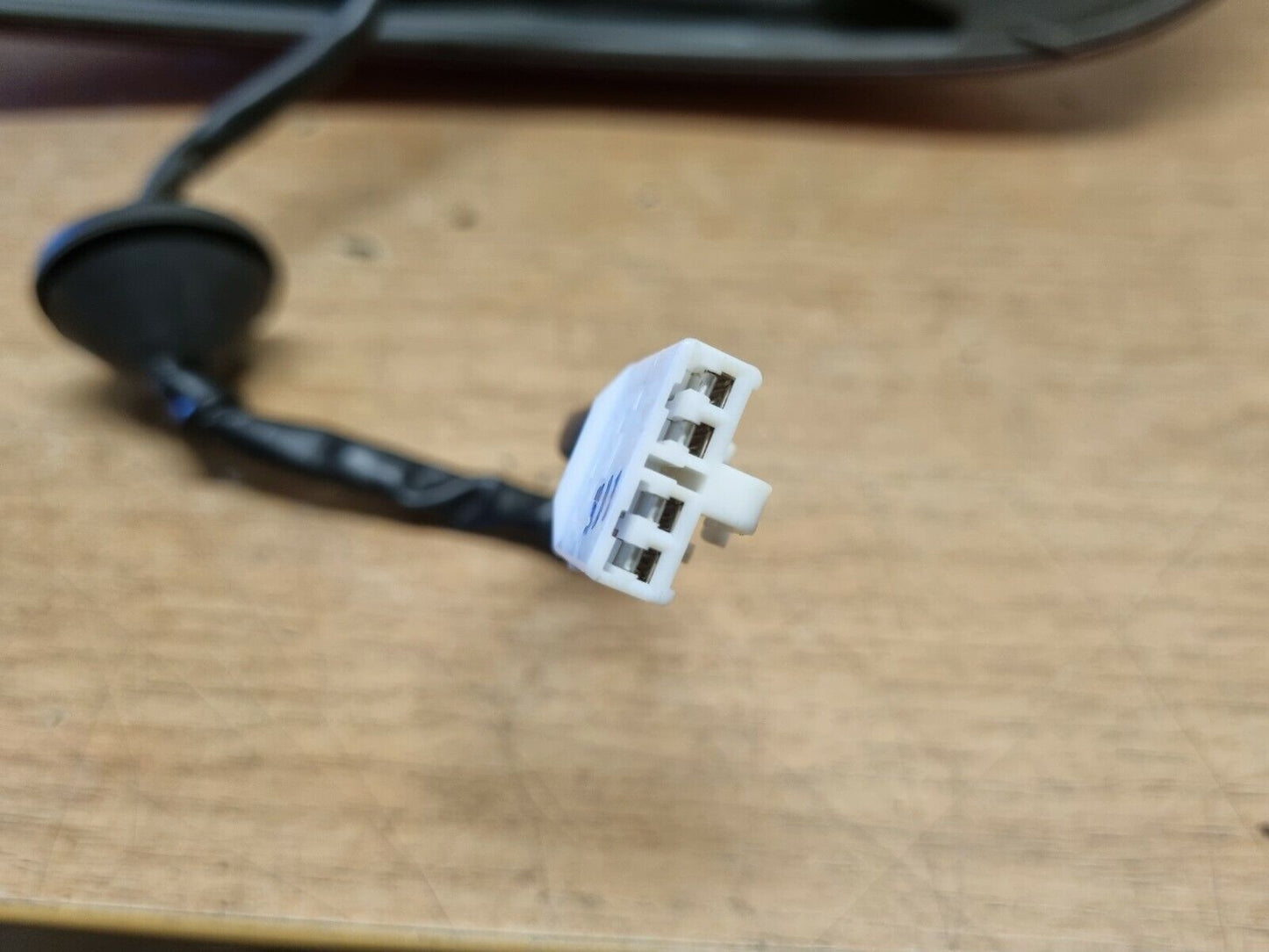 Hyundai I40 Saloon Drivers Rear Outer Brake Tail Light Lamp 2011-2015 92402-3Z3