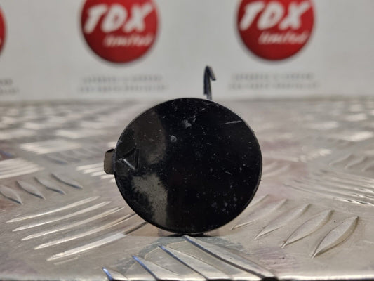 HYUNDAI TUCSON MK3 2015-2018 GENUINE FRONT BUMPER TOW EYE HOOK COVER 86519-D7000