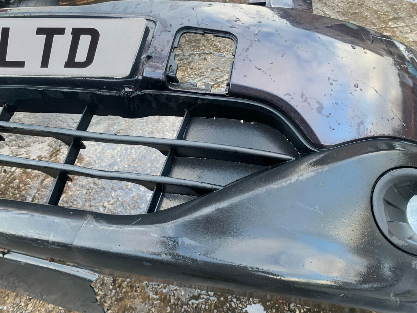NISSAN QASHQAI J10 2010-2013 FACELIFT GENUINE FRONT BUMPER BLACK Z11