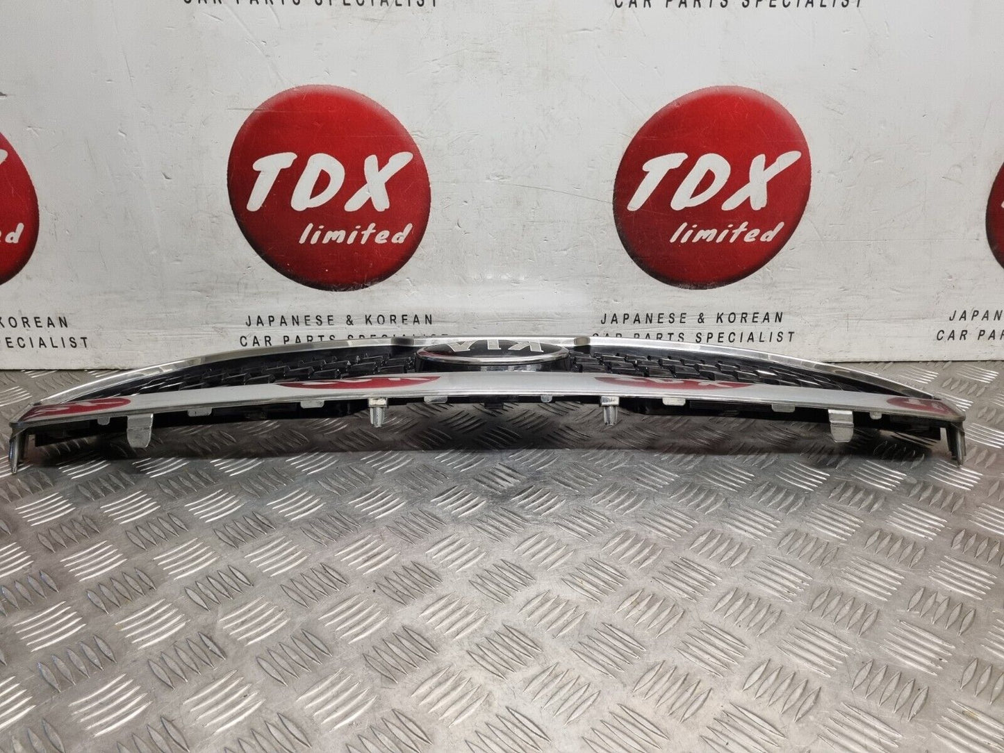 KIA VENGA (YN) 2010-2015 PRE-FACELIFT GENUINE FRONT BUMPER GRILLE 86351-1P010