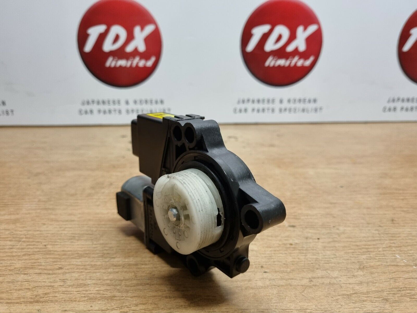 KIA CEED JD MK2 2012-2018 GENUINE FRONT RIGHT WINDOW MOTOR REGULATOR 82460-A2010
