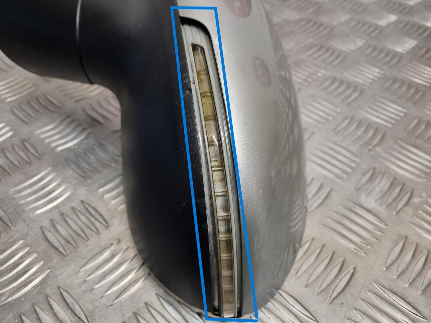 KIA RIO UB MK3 2011-2017 GENUINE PASSENGER SIDE POWER FOLD WING MIRROR 3D SILVER