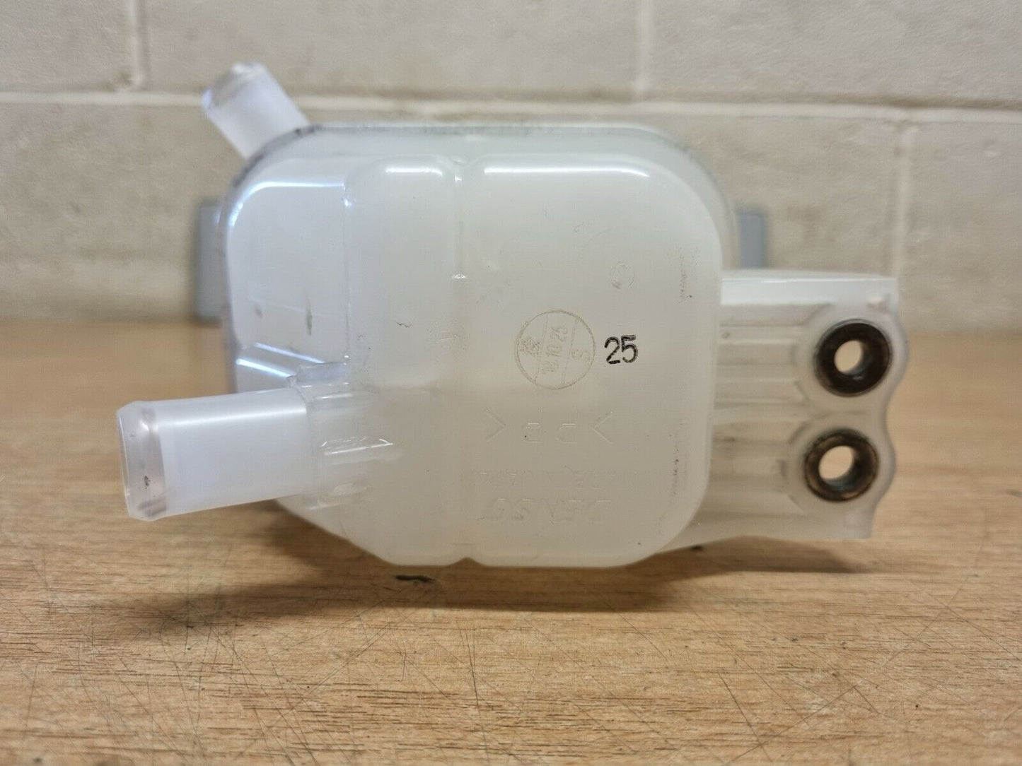 TOYOTA COROLLA 2019-2022 2.0 HYBRID GENUINE INVERTER WATER COOLANT BOTTLE TANK