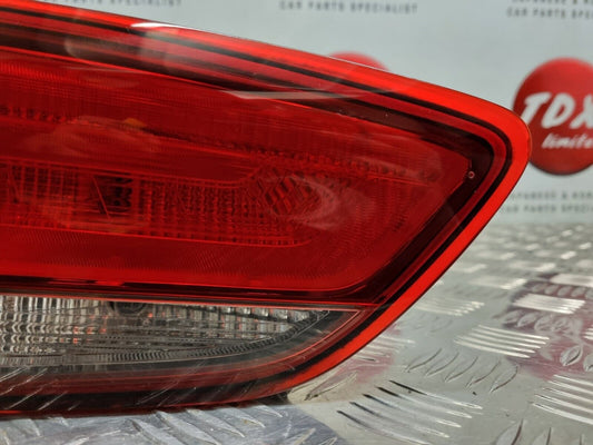 HYUNDAI I30 MK3 HATCHBACK 2017-2019 GENUINE PASSENGERS REAR INNER TAILGATE LIGHT