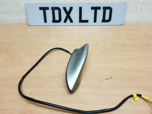 Toyota Auris E15 MK2 Estate Genuine Silver Shark Fin Antenna Aerial 2013-2019