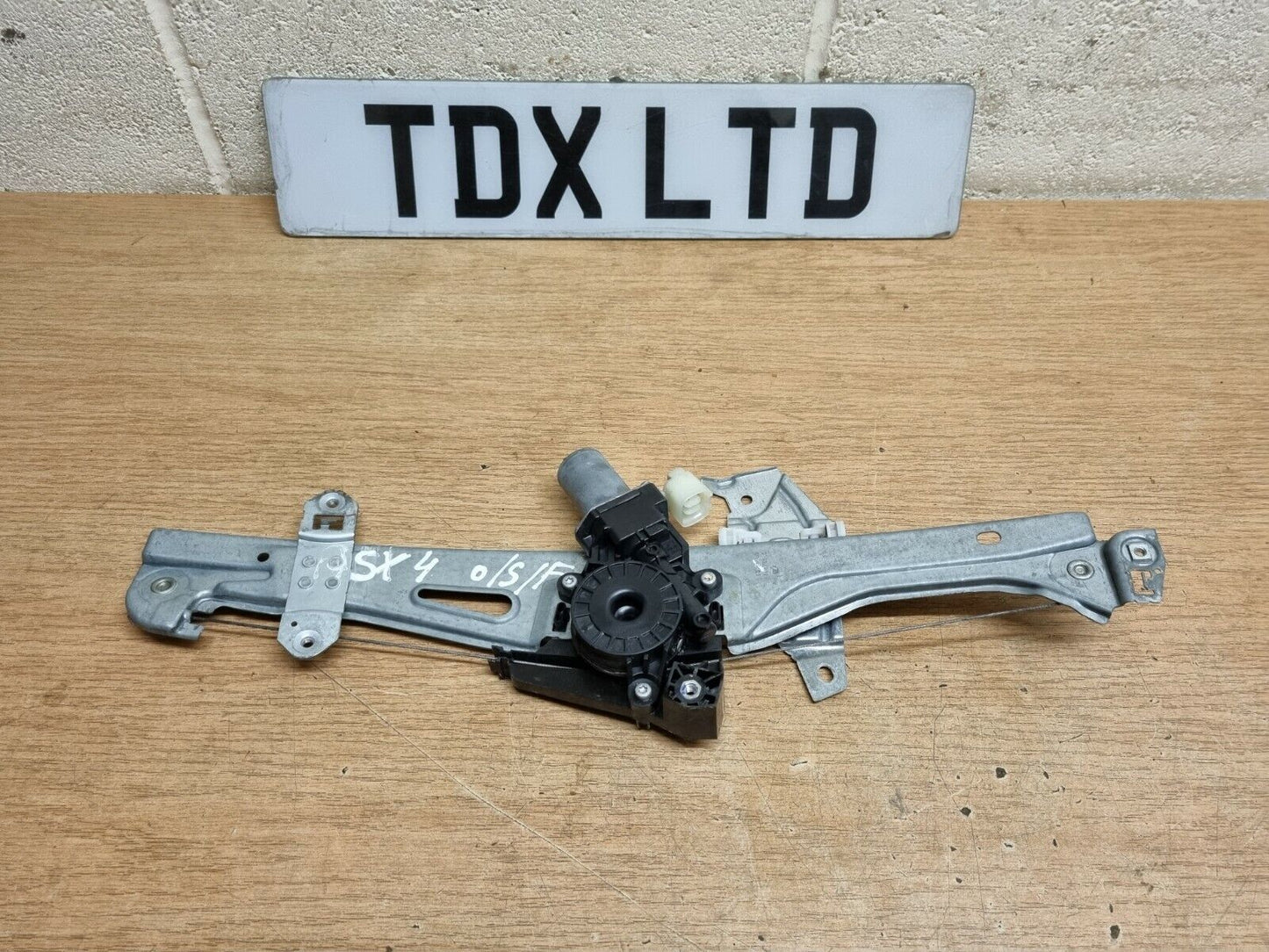 Suzuki SX4 S-Cross Genuine Drivers Front Window Mechanism 2013-2016 83401-61M10