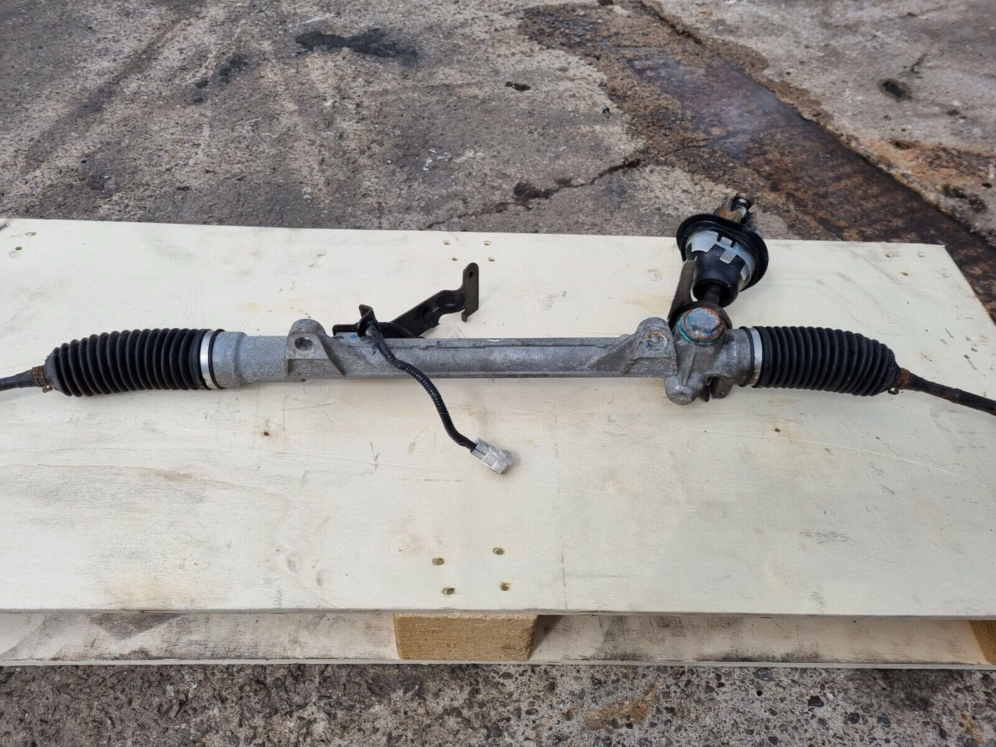 NISSAN QASHQAI J10 2007-2013 1.5 DIESEL GENUINE POWER STEERING RACK 48001JD00B