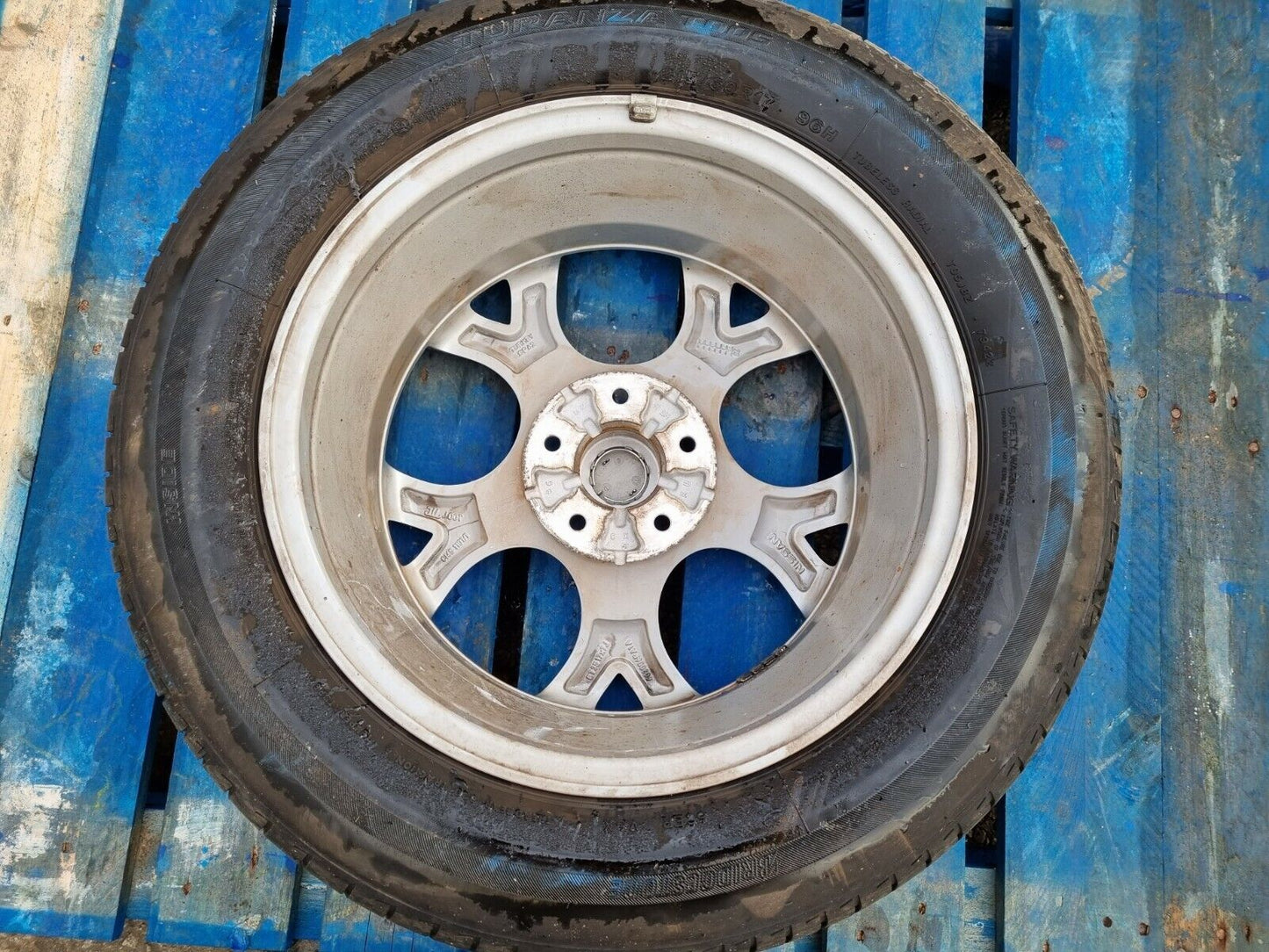 Nissan Juke F16 5-Spoke 17" Alloy Wheel 2019-2021 215/60R17 17X7J 403006PA1A