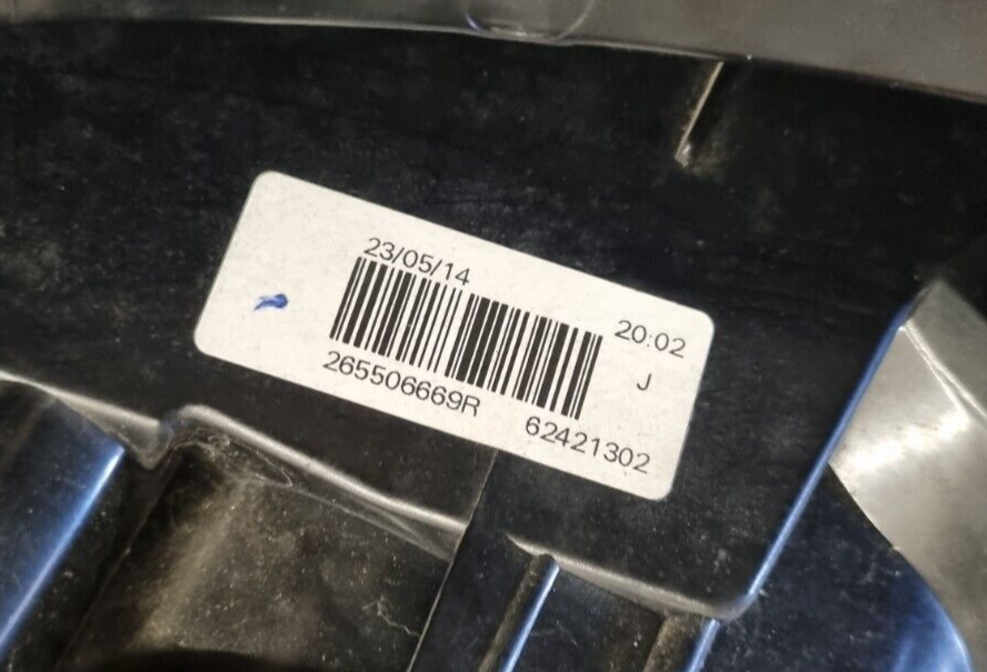 Dacia Sandero B52 2013-2017 Genuine Drivers Side Rear Outer Light 265506669R 7
