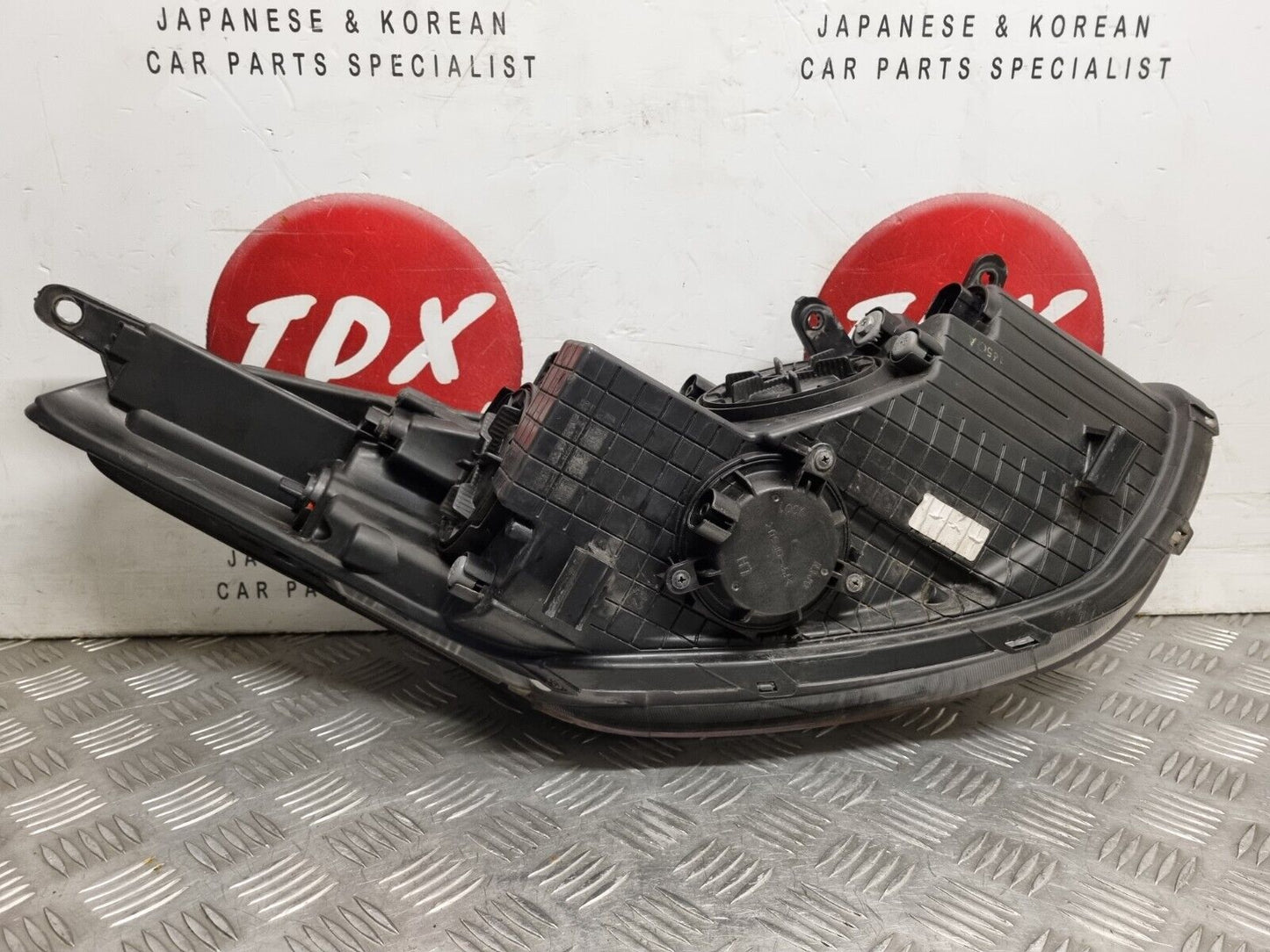 HYUNDAI I30 MK2 2012-2017 GENUINE PASSENGERS FRONT HALOGEN HEADLIGHT 92101-A6070