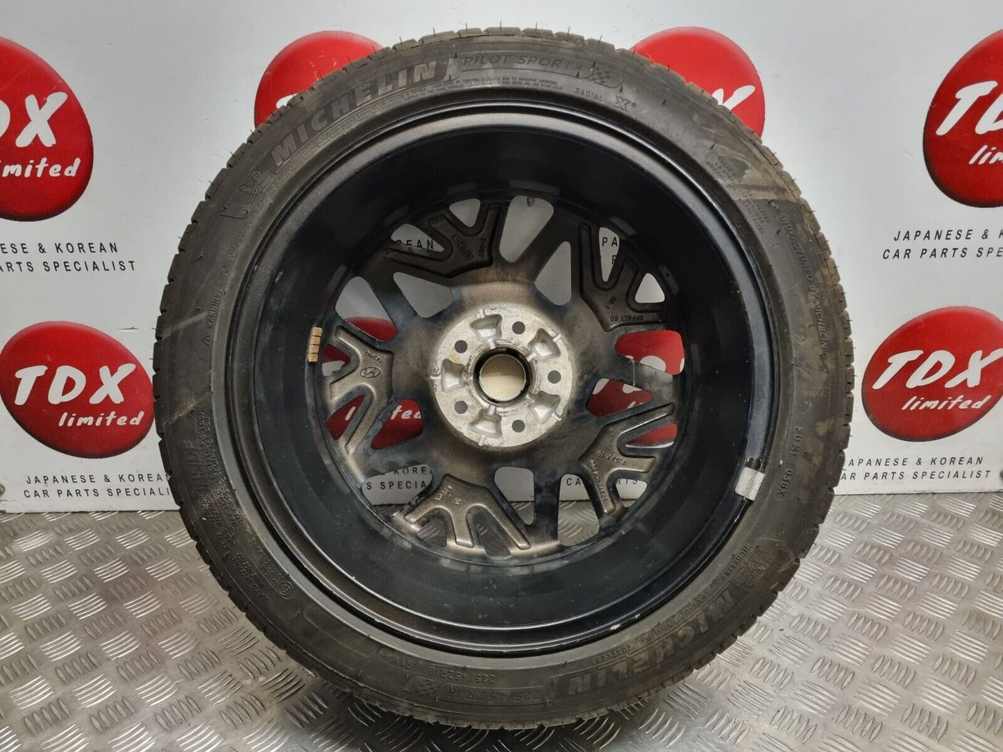 HYUNDAI KONA OS 18 INCH 2017-2022 GENUINE 6MM ALLOY WHEEL 225/45/18 52910-CM300