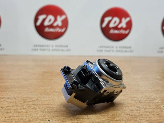 Hyundai I30 MK2 Genuine Mirror Control Adjustment Switch 2012-2017 39Y481-1110