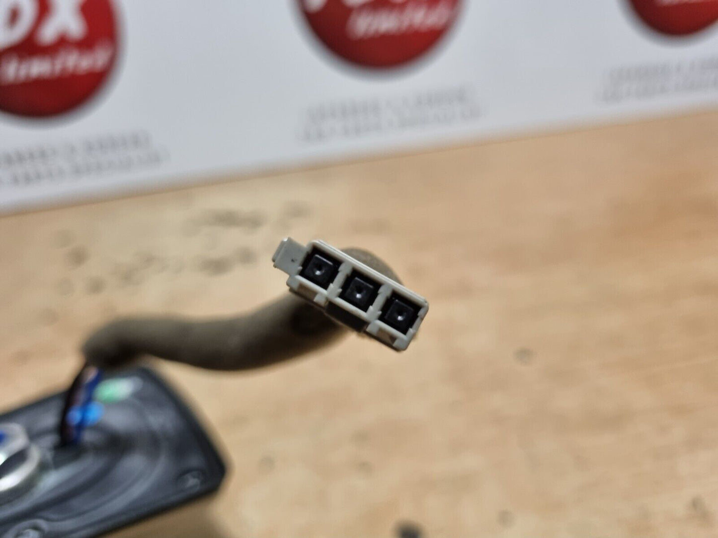 HYUNDAI TUCSON MK3 2015-2020 GENUINE ROOF ANTENNA SHARK FIN 96210-D7300 U3S