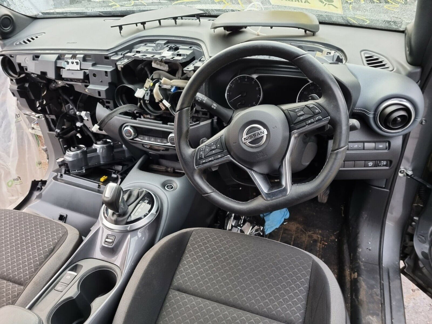 2020 Nissan Juke F16 DIG-T N-Connecta 1.0 Petrol Semi Auto Vehicle For Breaking