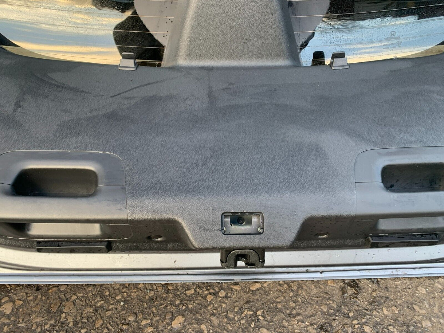 HONDA CIVIC MK10 2017-2020 PRE-FACELIFT GENUINE COMPLETE TAILGATE IN GREY