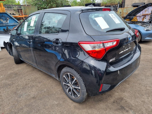 2019 Toyota Yaris Hybrid Icon Tech Mk3 1.5 Petrol Automatic Vehicle For Breaking 2