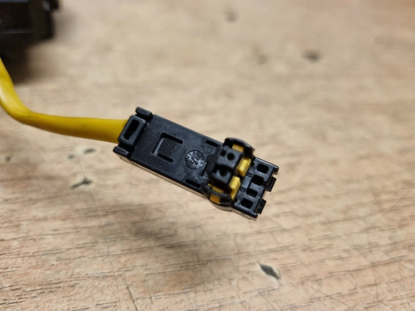 HYUNDAI I30 MK2 GENUINE STEERING WHEEL CLOCK SPRING SLIP RING SQUIB 2012-2017