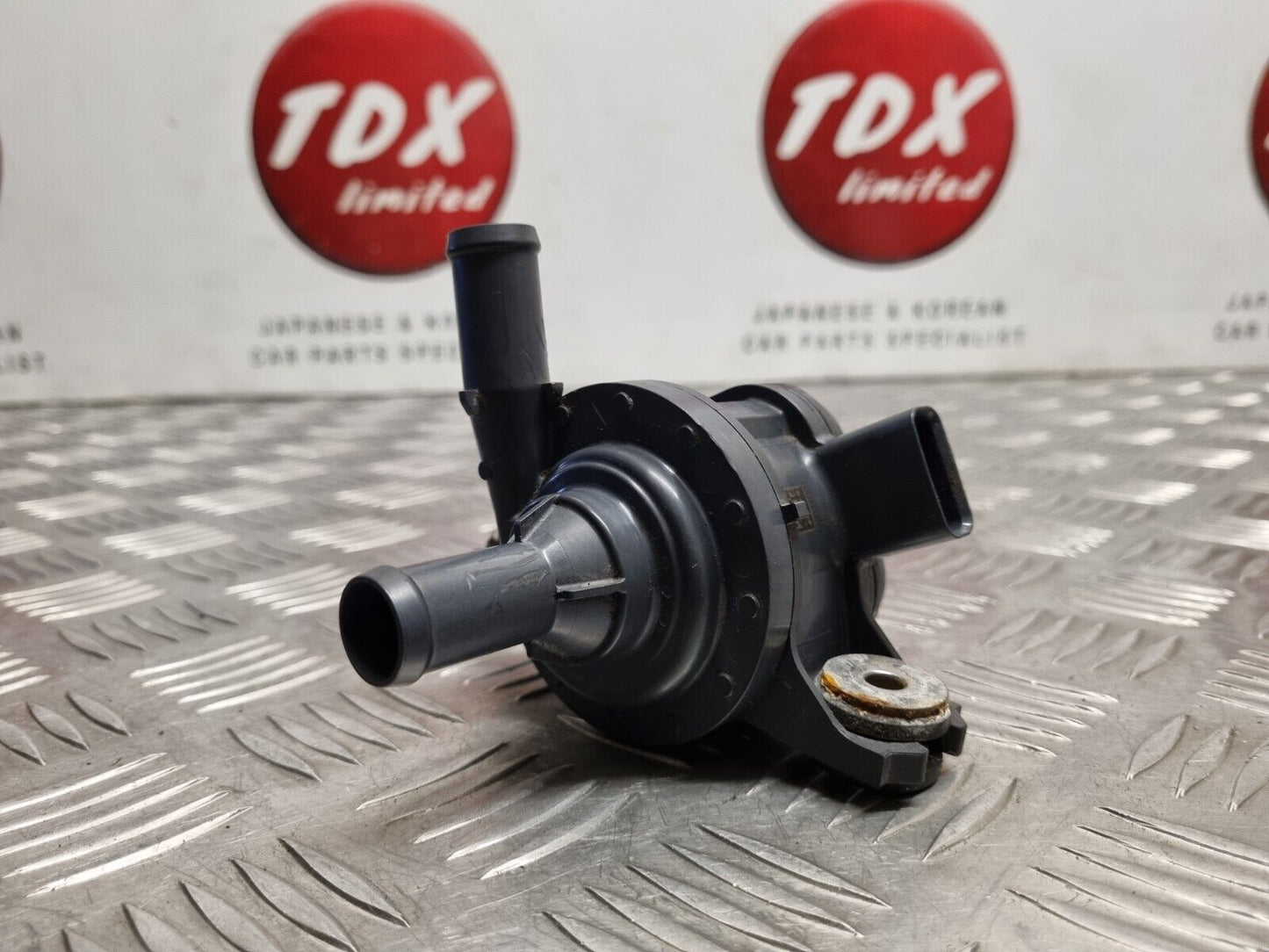 TOYOTA YARIS MK4 2020-2023 1.5 HYBRID GENUINE WATER COOLANT PUMP G9040-K0010