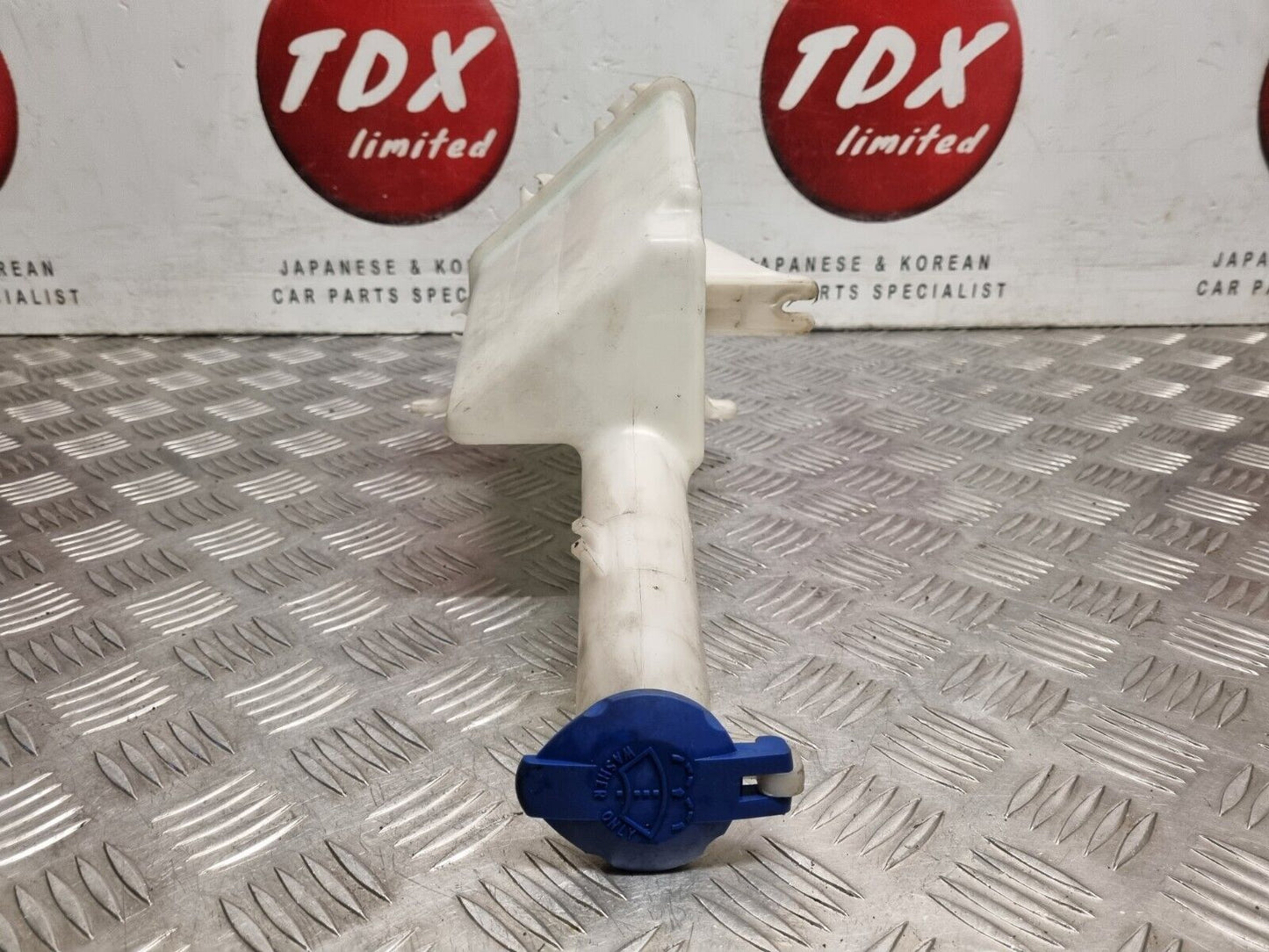 HYUNDAI IX20/ KIA VENGA 2010-2019 GENUINE WASHER BOTTLE + PUMP 98610-1P000