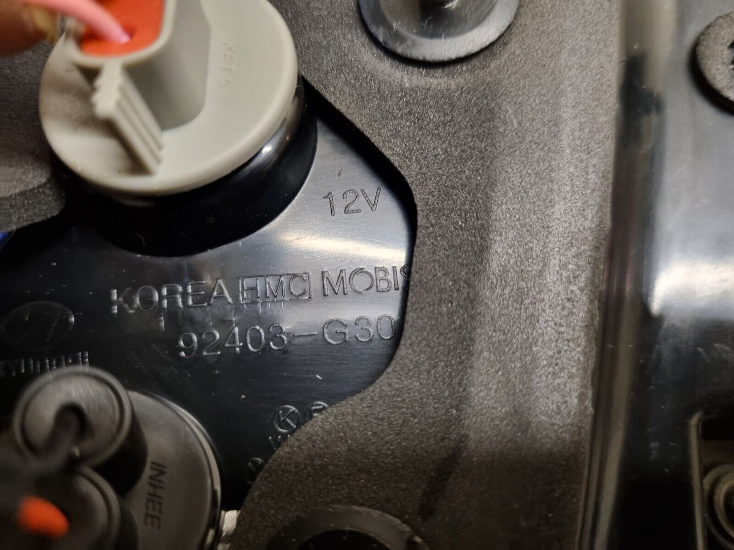 HYUNDAI I30 MK3 HATCHBACK 2017-2019 GENUINE PASSENGERS REAR INNER TAILGATE LIGHT