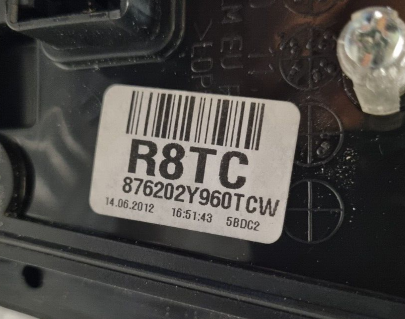 HYUNDAI IX35 2010-2015 GENUINE DRIVERS SIDE MANUAL FOLD WING MIRROR 876202Y960