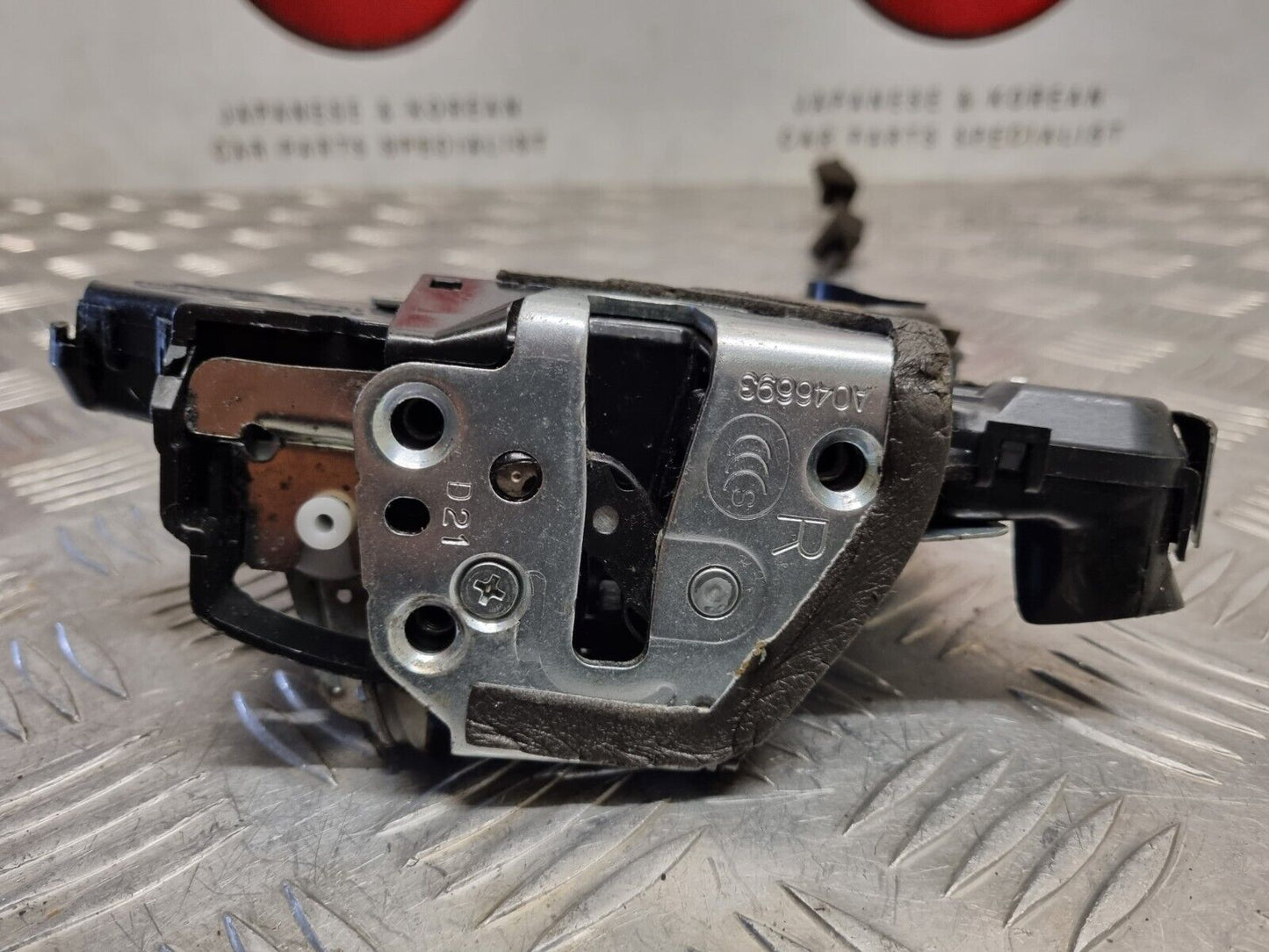 HONDA CIVIC MK9 2012-2017 5DR GENUINE DRIVERS SIDE FRONT DOOR LOCK MECHANISM