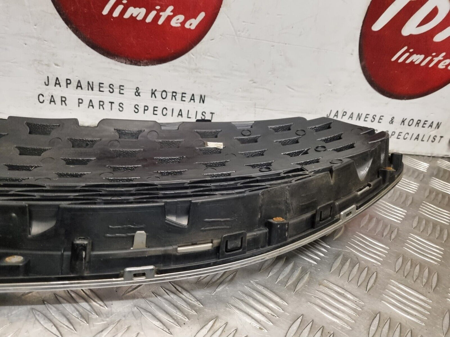 KIA VENGA (YN) 2015-2019 FACELIFT GENUINE FRONT BUMPER CHROME GRILLE 86350-1P500