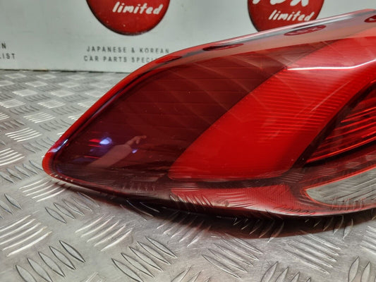 HYUNDAI TUCSON TL MK3 2015-2018 GENUINE PASSENGERS REAR OUTER LED BRAKE LIGHT