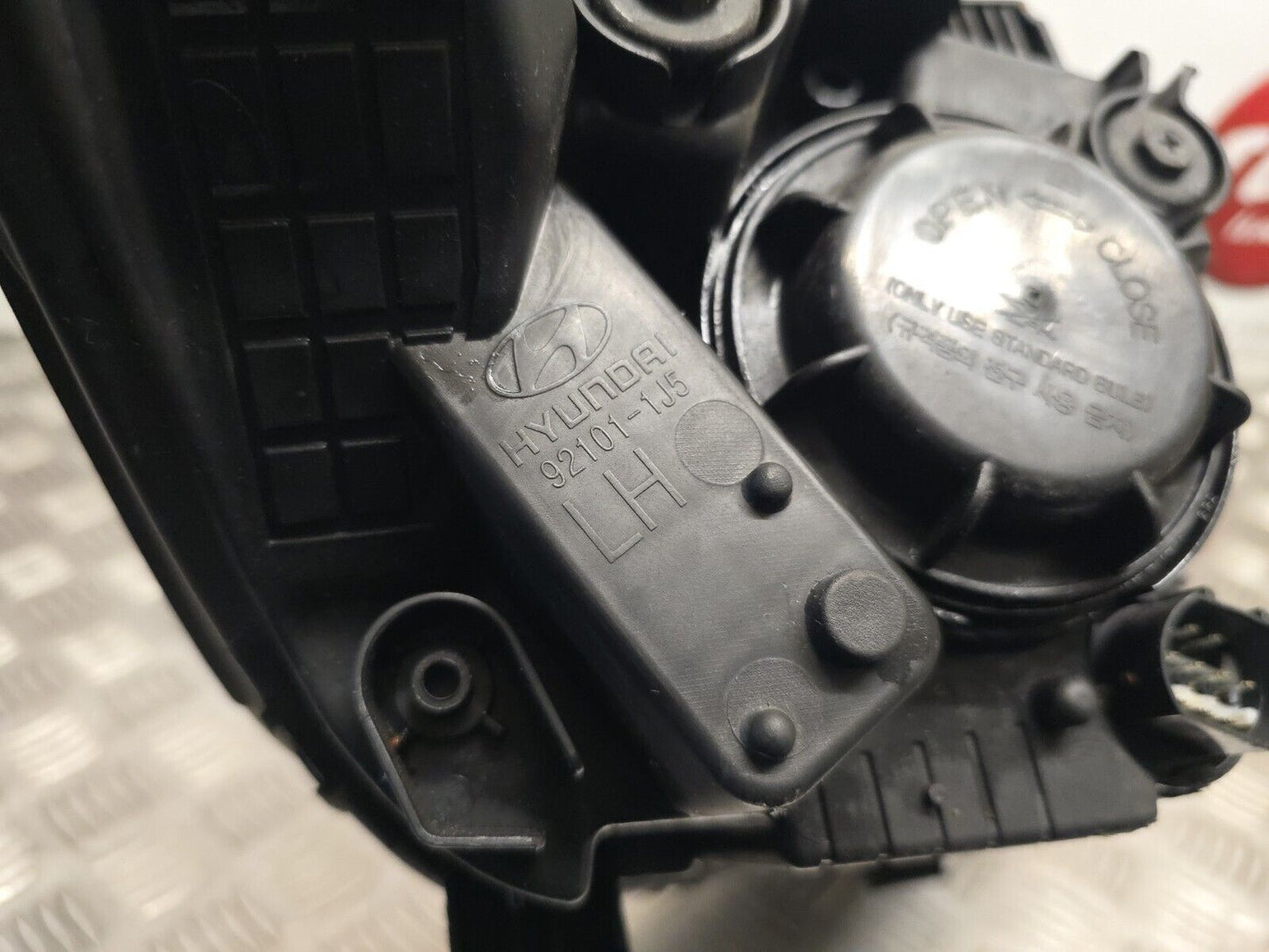 HYUNDAI I20 (PB) 2012-2014 FACELIFT GENUINE PASSENGERS FRONT HALOGEN HEADLIGHT