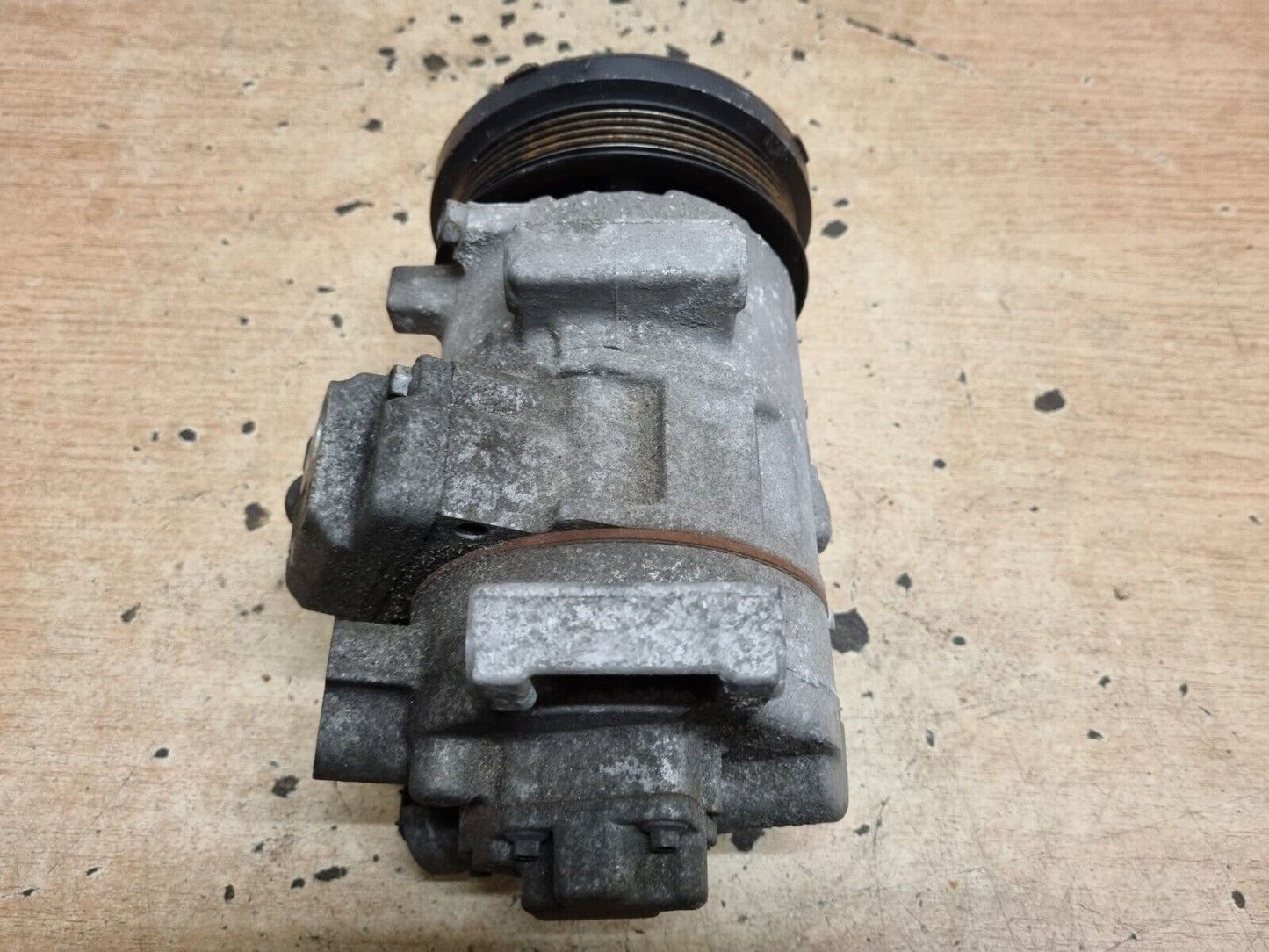 TOYOTA AURIS MK1 E15 1.6 PETROL 2010-2012 GENUINE DENSO AC PUMP GE447260-1496