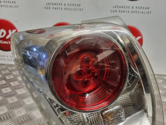 TOYOTA VERSO MK2 2013-2018 GENUINE PASSENGERS SIDE REAR OUTER BRAKE LIGHT LAMP