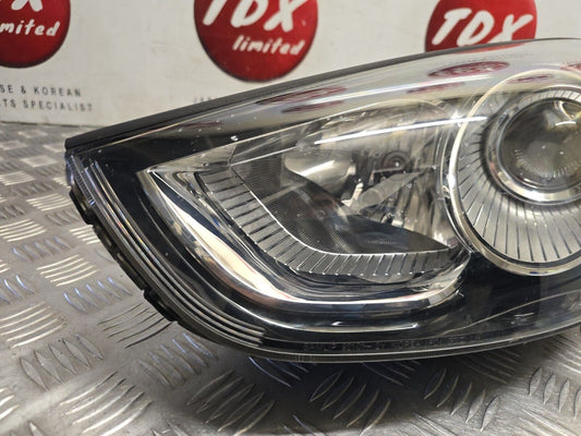 HYUNDAI IX35 2010-2013 PRE-FACELIFT PASSENGERS SIDE FRONT HALOGEN HEADLIGHT LAMP