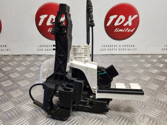 HYUNDAI TUCSON TLE 2018-2020 GENUINE DRIVERS FRONT DOOR LOCK MECH 81320-D7110