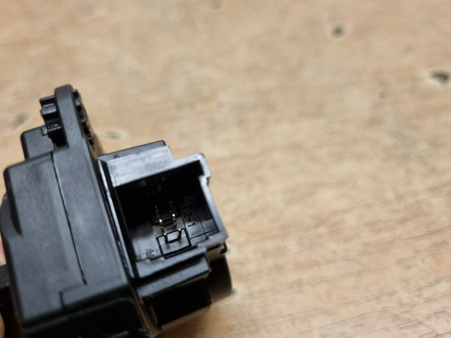 NISSAN QASHQAI J11 MK2 GENUINE RADIATOR HEATER FLAP ACTUATOR MOTOR 2014-2017