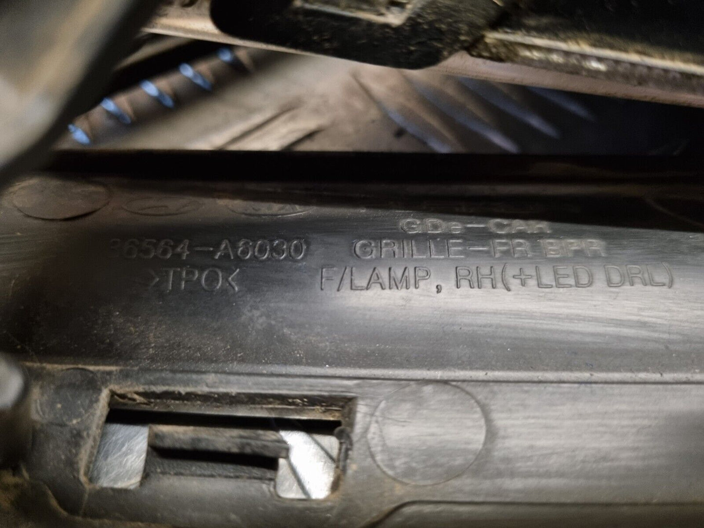 HYUNDAI I30 (GD) MK2 2012-2017 GENUINE DRIVER SIDE FRONT LED DRL + FOG LIGHT