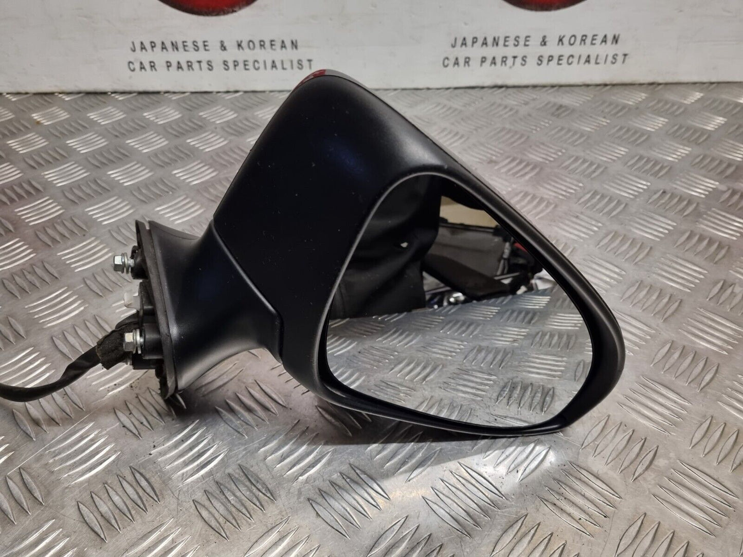 TOYOTA VERSO MK2 2012-2018 GENUINE DRIVERS SIDE POWER FOLD WING MIRROR VIOLET