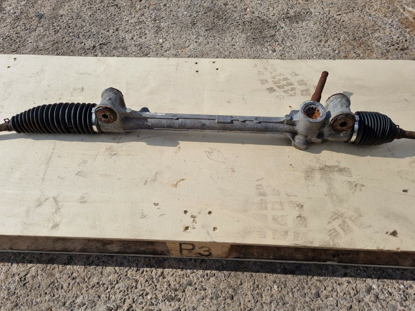 Toyota Yaris Petrol / Diesel Genuine Power Steering Rack 2012-2017 RHD