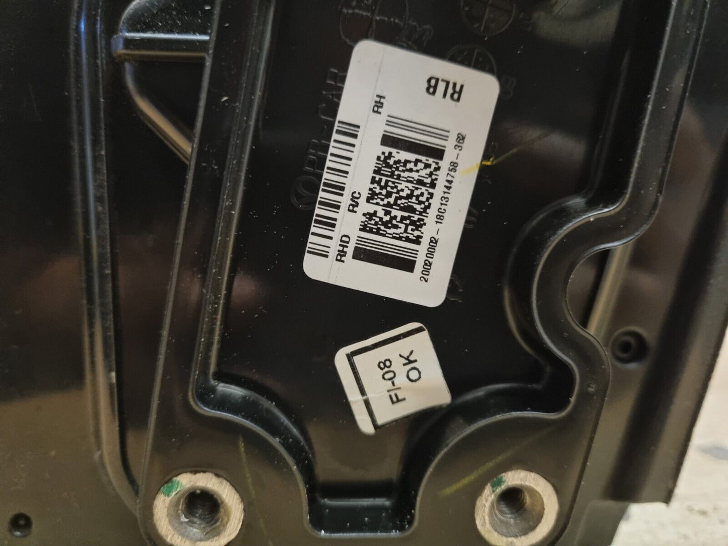 HYUNDAI I20 PB MK1 2008-2014 GENUINE DRIVERS SIDE MANUAL WING MIRROR IN BLACK