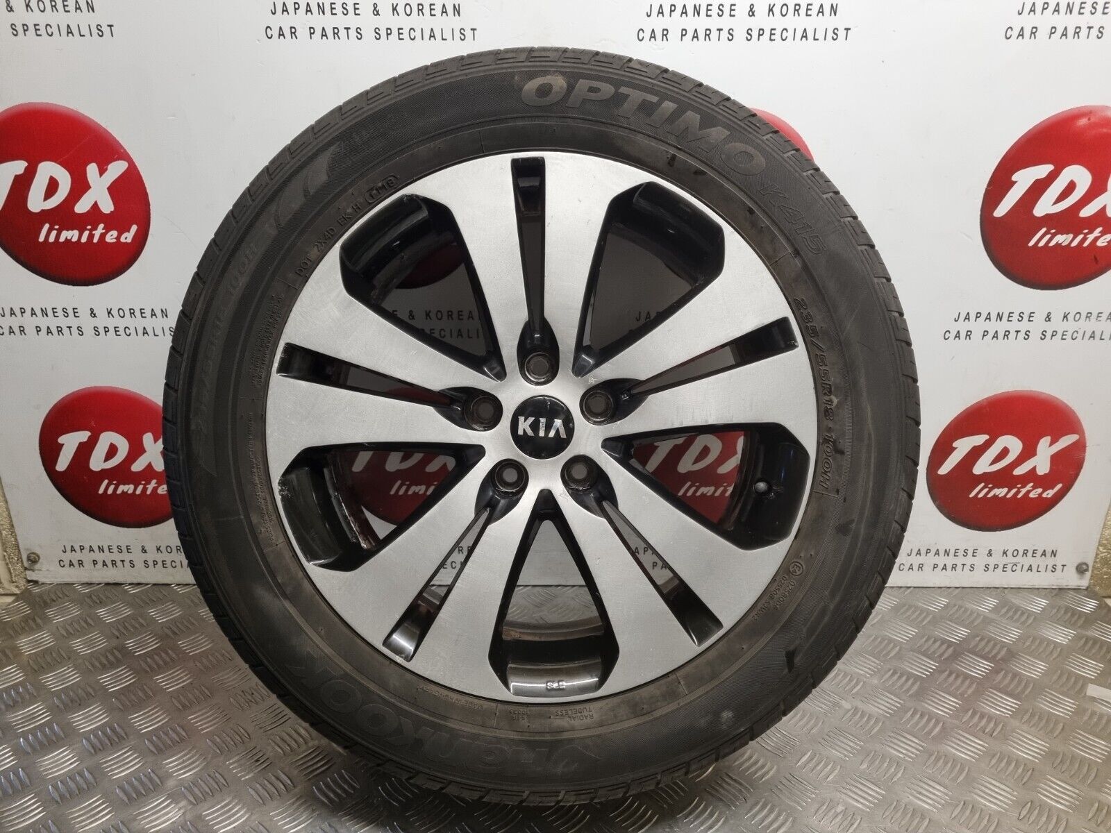 KIA SPORTAGE MK3 2010 2015 18 DIAMOND CUT ALLOY WHEEL 7MM 235 55 18 5 kia-sportage-mk3-2010-2015-18-diamond-cut-alloy-wheel-7mm-235-55-18-5