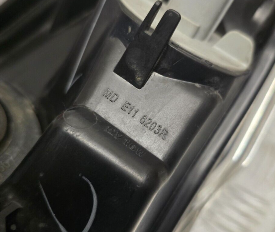 TOYOTA AYGO 2014-2018 GENUINE DRIVERS SIDE FRONT HALOEGN HEADLIGHT LAMP