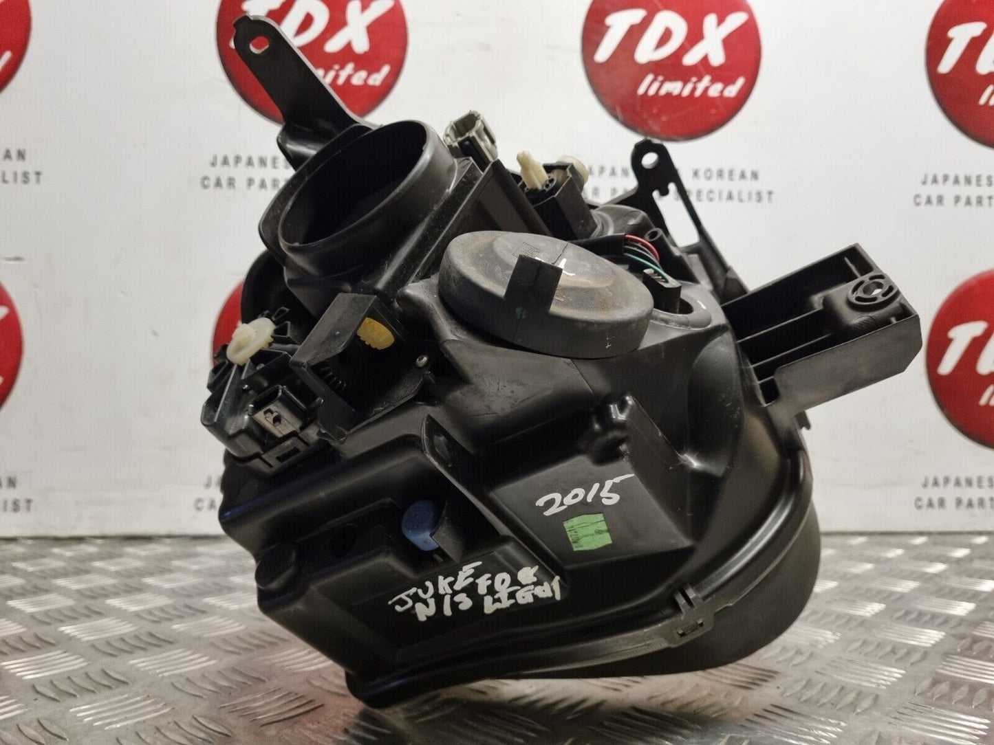 NISSAN JUKE F15 FACELIFT 2014-2019 GENUINE PASSENGERS FRONT HEADLIGHT 26060BV80A