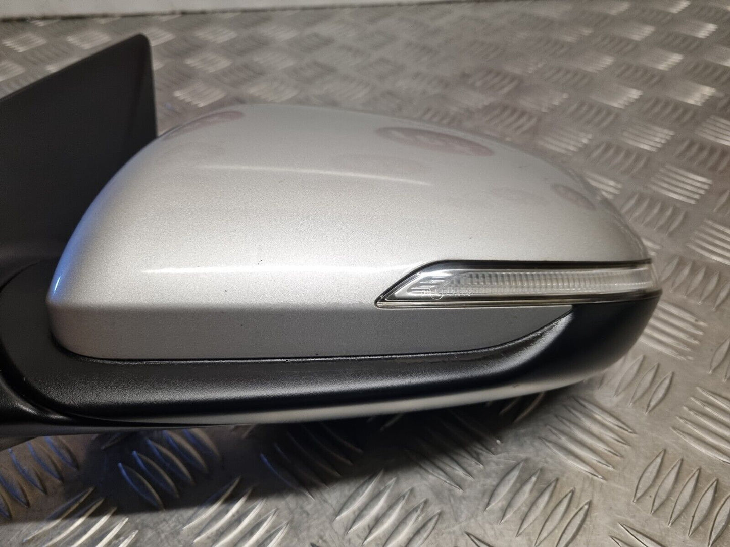 KIA RIO MK4 2017-2023 GENUINE PASSENGERS SIDE POWER FOLD WING MIRROR 4SS SILVER