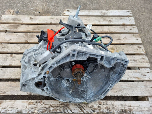Nissan Qashqai J11 1.2 6 Speed Manual Gearbox 2014-2018 320103418R 320104EA9C