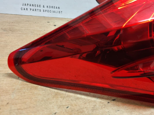 TOYOTA AURIS MK2 2012-2015 HATCH PRE-FACELIFT GENUINE PASSENGER REAR OUTER LIGHT