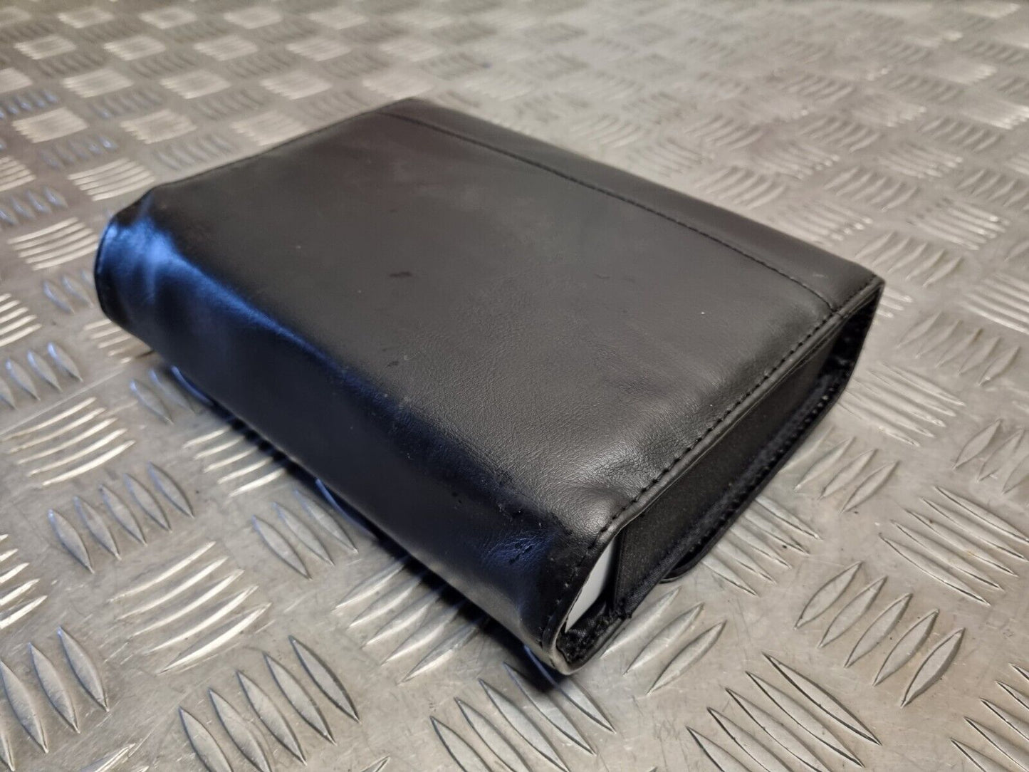 HYUNDAI IX35 2010-2015 GENUINE SAT NAV OWNERS MANUAL HANDBOOK PACK WALLET BOOK