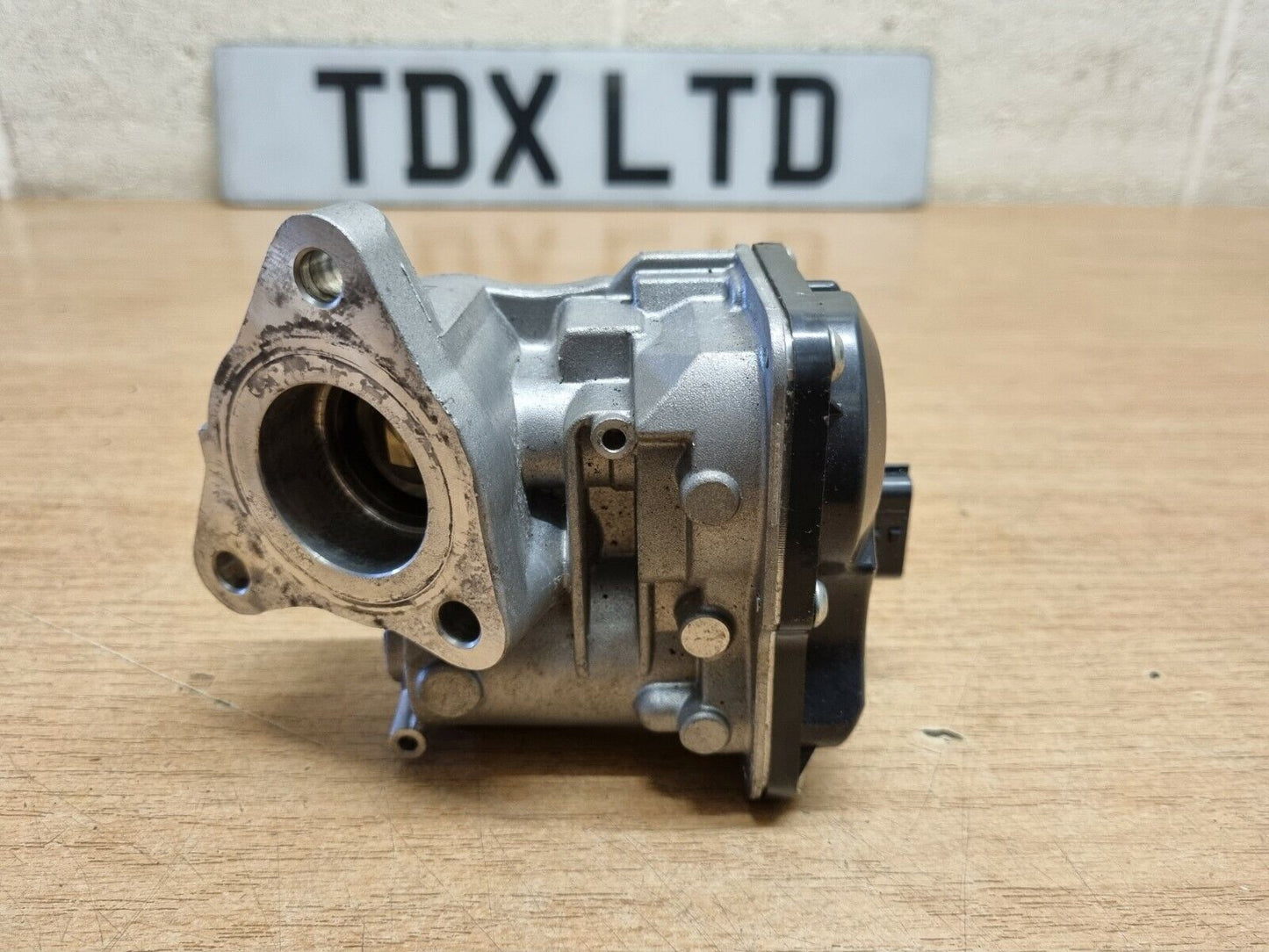 Dacia Sandero MK2 1.5 DCi Diesel Genuine K9K Denso EGR Valve 2013-2020