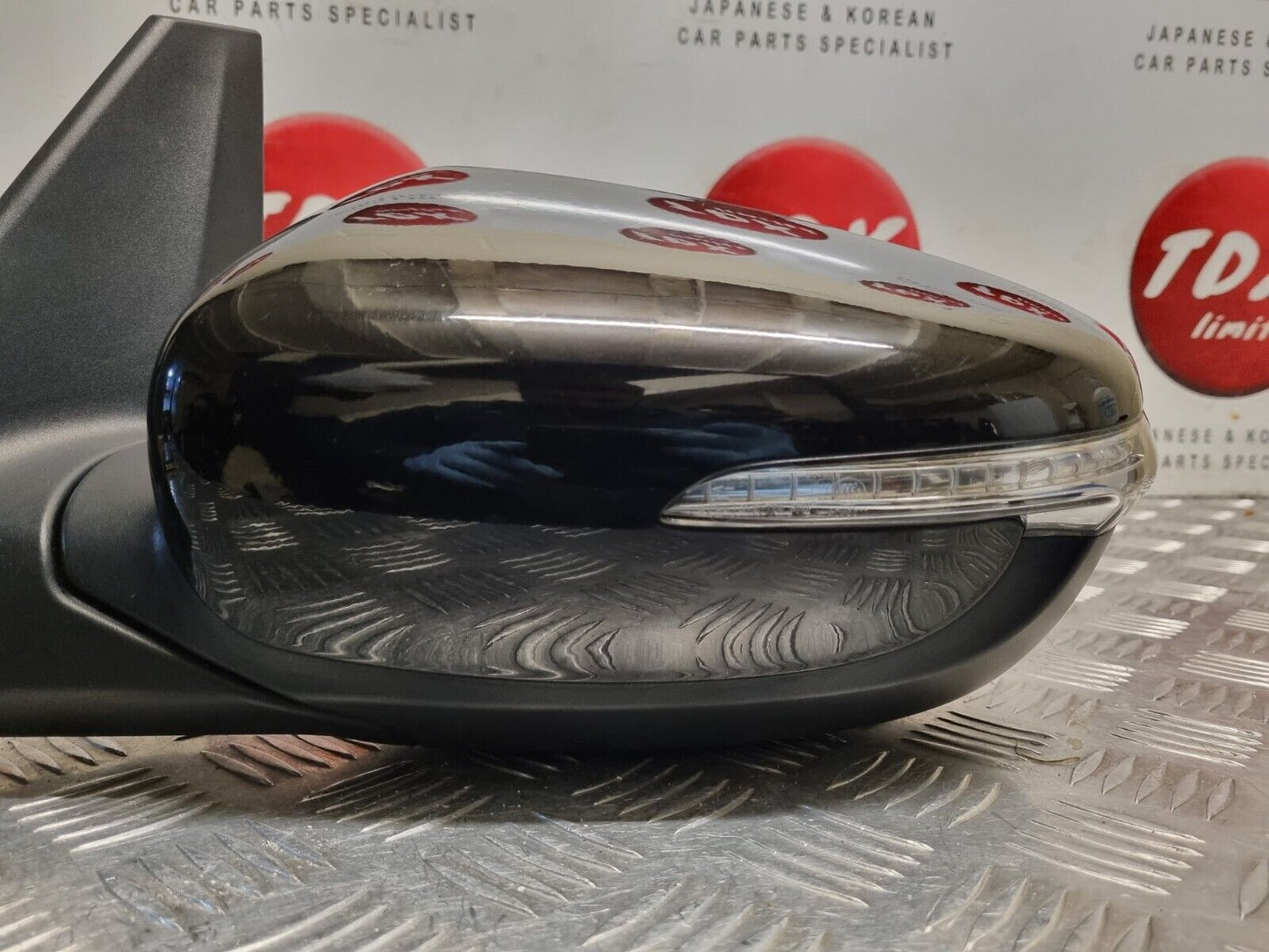 KIA CARENS (RP) MK3 2013-2019 PASSENGERS POWER FOLD PUDDLE LIGHT MIRROR 9H BLACK