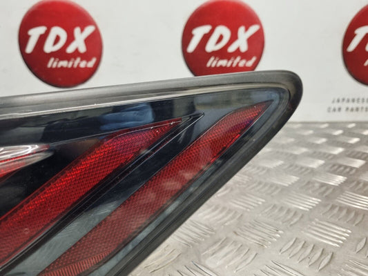LEXUS CT200H 2011-2017 GENUINE DRIVERS SIDE REAR OUTER LED BRAKE LIGHT LAMP