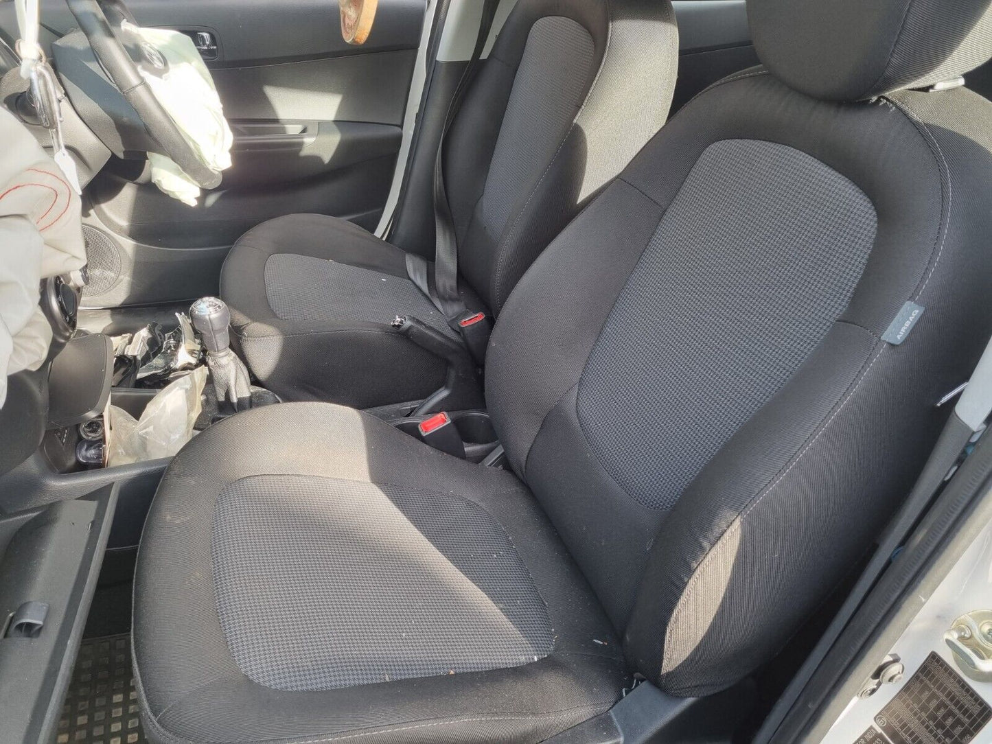 2014 HYUNDAI I20 CLASSIC PB MK1 1.2 PETROL 5 SPEED MANUAL VEHICLE FOR BREAKING