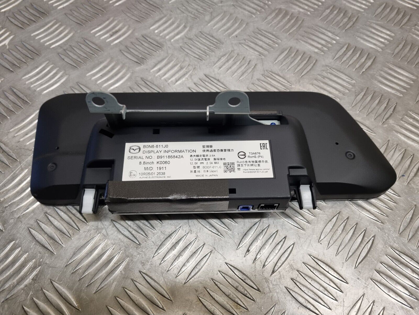 MAZDA 3 BP 2019-2023 GENUINE STEREO HEAD UNIT DISPLAY SCREEN B0N6-611J0